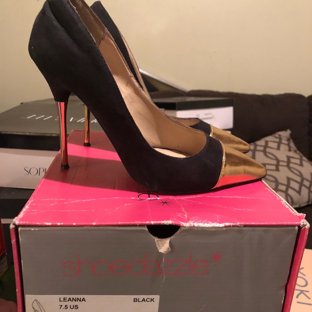 Black and Gold Pumps